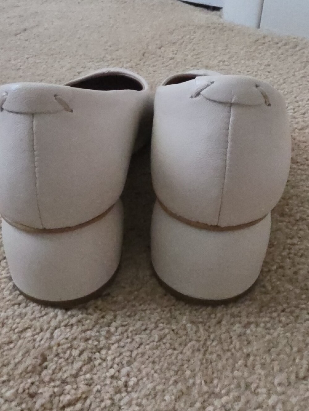 Jigsaw Classic Women's White Leather Ballet Flats - Picture 3 of 4